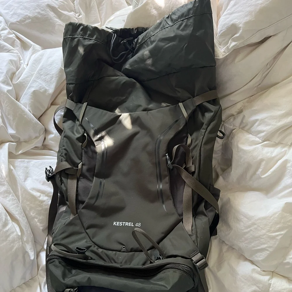 Osprey Kestrel 48 Picholine Green NWOT - Picture 1 of 4